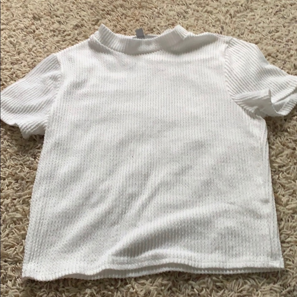 White textured collared crop